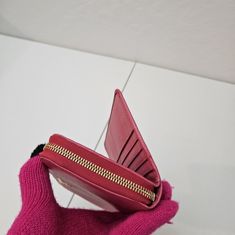 Prada wallet - Picture 8 of 16